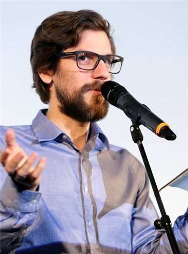 Jesko Habert wird den Slam moderieren.Copyright: Dirk Enters Engagement Global104