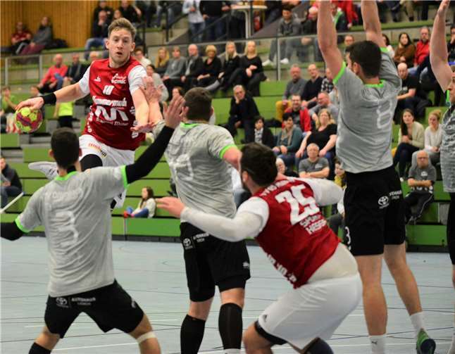 Jetzt heißt es für Mannschaft, Umfeld und Fans gemeinsam möglichst schnell Punkte einzufahren.Quelle: TV 05 Mülheim