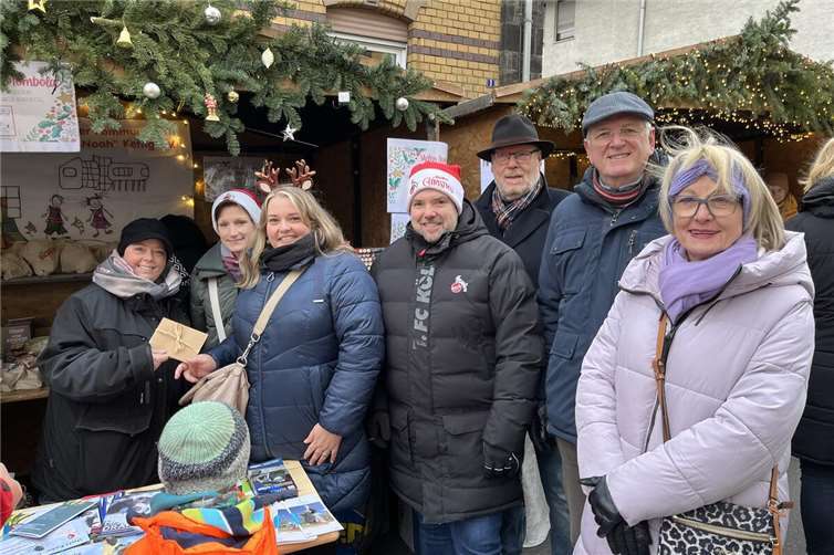 Jeweils 170 Euro gehen an den Förderverein der Grundschule Kettig und der Kita Arche Noah Kettig. Die übrigen 170 Euro wurden der Ortsgemeinde Kettig für die nächste Baumpflanzaktion überreicht.  Fotos: CDU Kettig