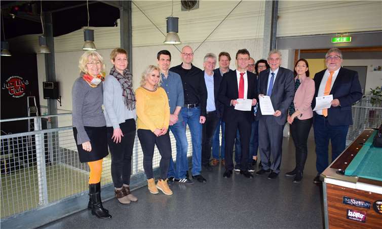 Jobcenter Landkreis Mayen-Koblenz, Agentur für Arbeit Koblenz-Mayen und Jugendamt Andernach vereinbaren gemeinsame Anlaufstelle im Jugendzentrum Andernach.Foto: privat