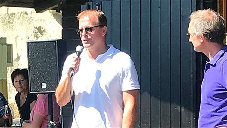 Jörg Lempertz begrüßte die Gäste und dankte sich bei dem Organisationsteam.