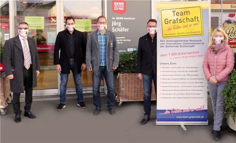 Jörg Schäfer, Michael Grimmiger und vom Team Grafschaft: Egbert Wronka, Andreas Noll und Carina Pollack.