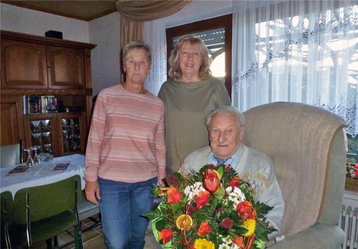 Johann Kolodziej nahm die Glückwünsche zum 95. Geburtstag entgegen. Foto: privat