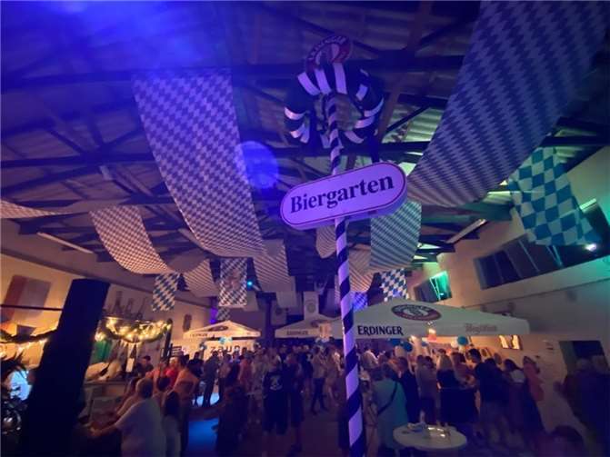 Johann-Lehnert-Wagenbauhalle wird am Samstag, 14. September ab 17 Uhr zum bayrischen Festzelt.  Foto: privat