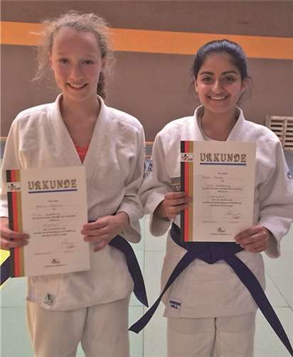 Johanna Döhrn und Moisha Kumar (v.l.). privat