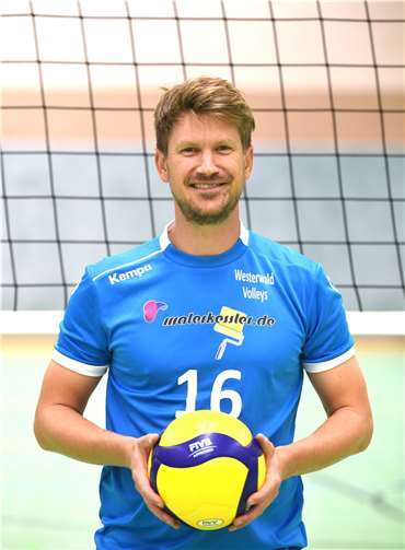 Johannes Delinsky. Fotos: ANDREAS HERGENHAHN