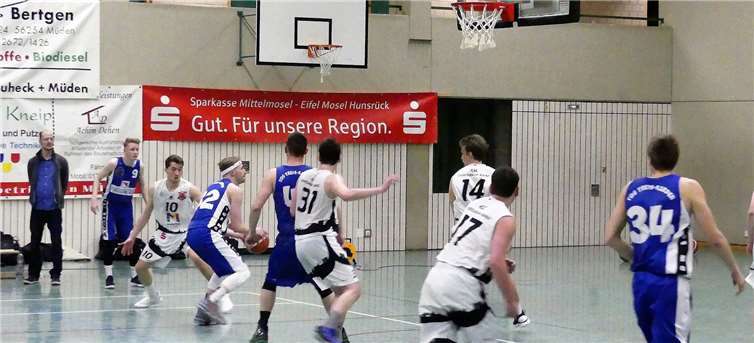 Johannes Fuß gehörte zu den besten Spielern gegen den ASC Mainz. Allerdings erlitt er im Verlauf der Begegnung eine schwere Fußverletzung.