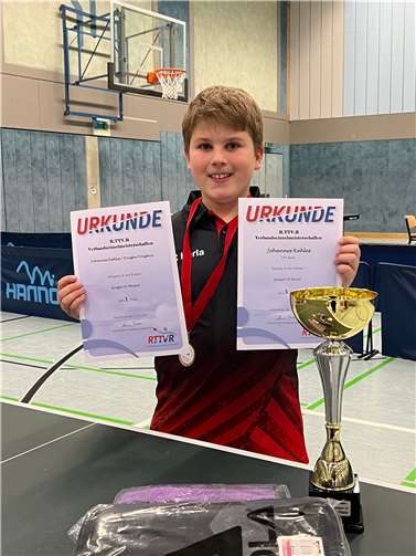 Johannes Kahles qualifizierte sich für die südwestdeutschen Meisterschaften Vielen Dank Ich wünsche ein erfolgreiches neues Jahr TTC Karla e.V..Foto: Marco Zabbei