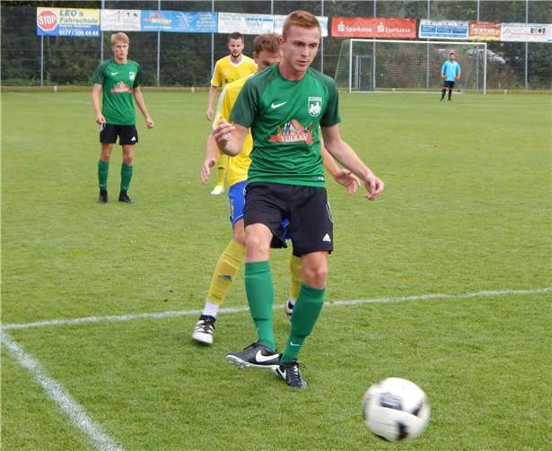 John Marc Schneider traf für den SVO zum 0:2 und 0:3.privat