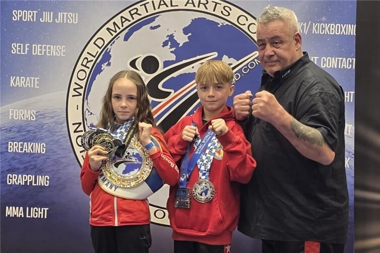 Jolie Zavelberg,Ben Eggert ,Willi Zinken