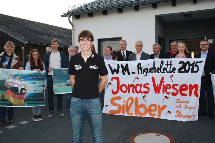 Jonas Wiesen aus Brieden wurde als Steuermann im Deutschland-Zweier Vizeweltweltmeister im A-Finale bei der WM im französischen Aiguebelette.TE