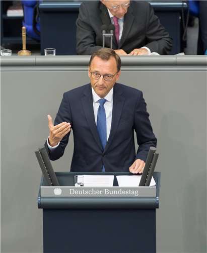 Josef Oster, CDU/CSU, MdB, spricht in der Haushaltsdebatte zu Einzelplan 06 - Inneres, Bau und Heimat.Copyright: Deutscher Bundestag/Simone M. Neumann