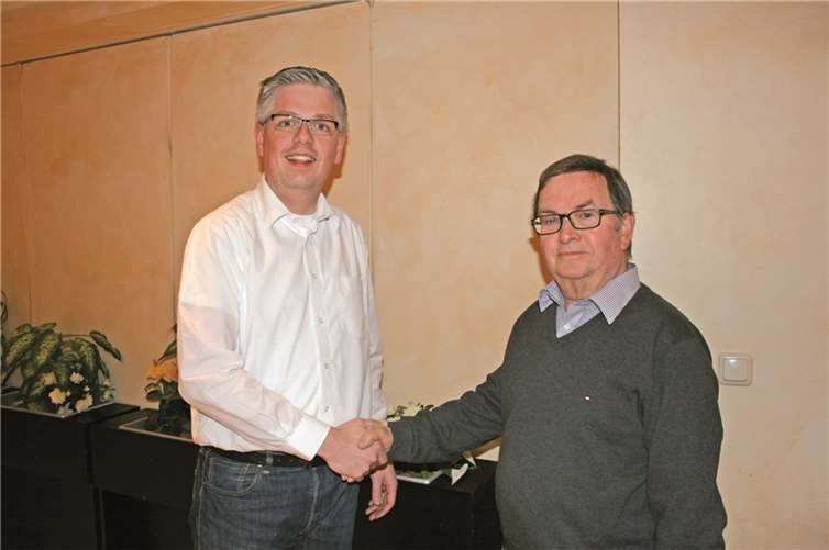 Josef Wältermann (r.) wurde für seine Verdienste geehrt. privat