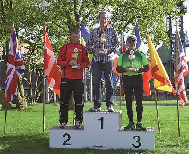 Josef Weber vom LT Sternberg Linz gewann zum dritten Mal in Folge den Rheinhöhenlauf über 12,7 Kilometer Walken.privat
