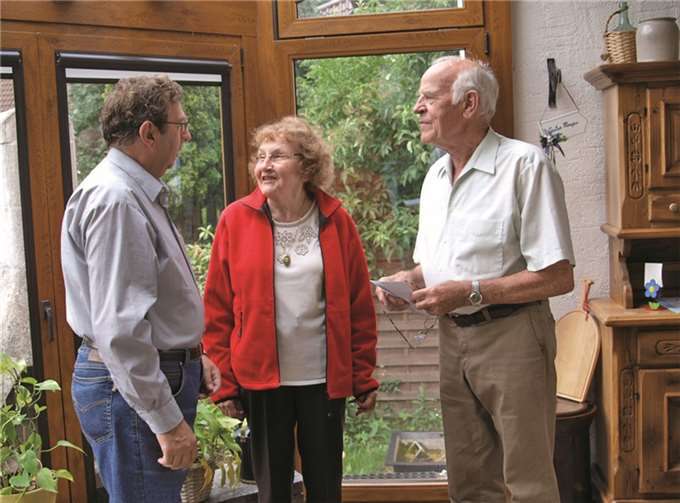 Josef und Marianne Steinmetz (r.) sind treue Besucher des Ahrtals. -WITE-