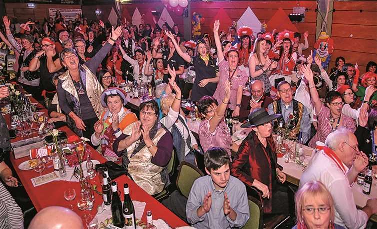 Jubel, Trubel, Maskenball - sie haben viel Spaß beim Karneval: In Dieblich versteht man, die fünfte Jahreszeit zu feiern.