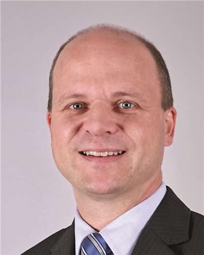 Jubilar Detlef Höfer ist seit 1997 bei der Sparkasse Koblenz. privat