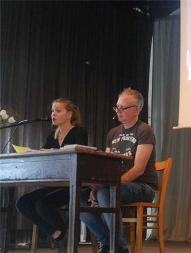 Judith Stapf und Christoph Ahrweiler lasen aus „Spiel mir das Lied vom Leben. Judith und der Junge von Schindlers Liste“. Fotos: privat