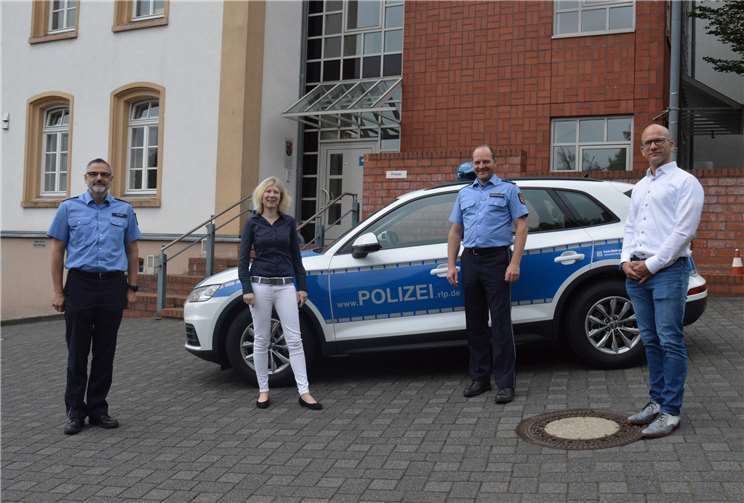 Jüngst besuchte die CDU Landtagsabgeordnete Jenny Groß die Polizei in Montabaur und konnte dort, neben dem Kennenlernen der neuen Führungsmannschaft vor Ort, auch Gespräche über die Herausforderungen der Polizei führen.Foto: privat