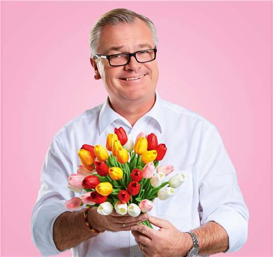 Jürgen B. Hausmann steht am Donnerstag, 30. Mai in Bad Neuenahr auf der Bühne. Guido Schroeder