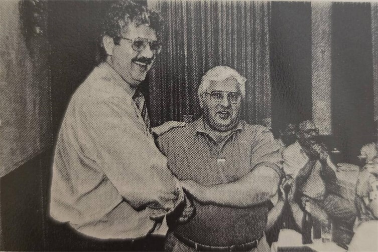 Jürgen Müller bei seiner Wahl zum Vorsitzenden 1992