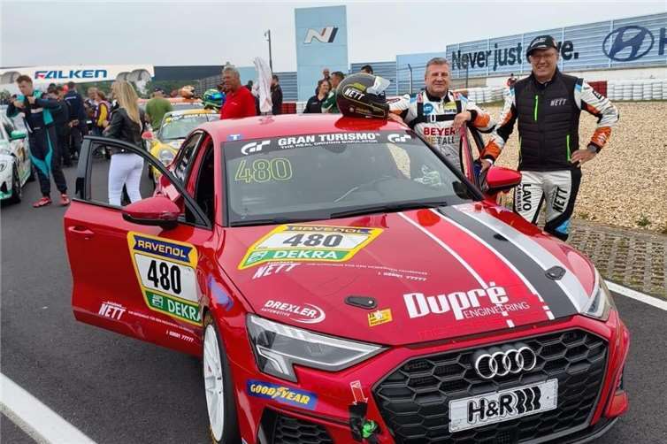 Beeindruckender Klassensieg der Brüder Nett Jürgen und Achim Nett mit ihrem Audi S3 in der Voraufstellung. Foto: Privatarchiv Nett