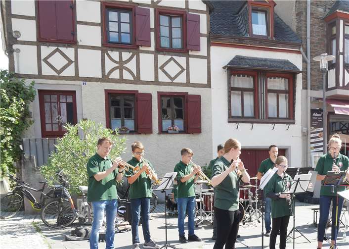 Jugendorchester des Musikvereins Kobern spielte auf dem Marktplatz.  privat