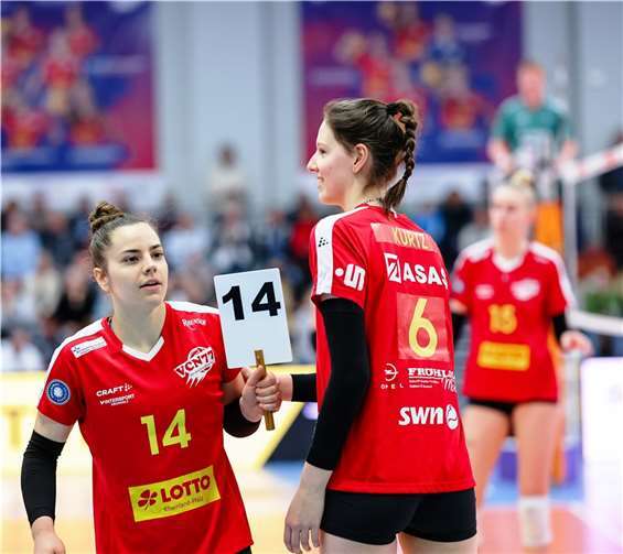 Jugendspielerin Finja Kurtz vor ihrem ersten Bundesligaeinsatz.