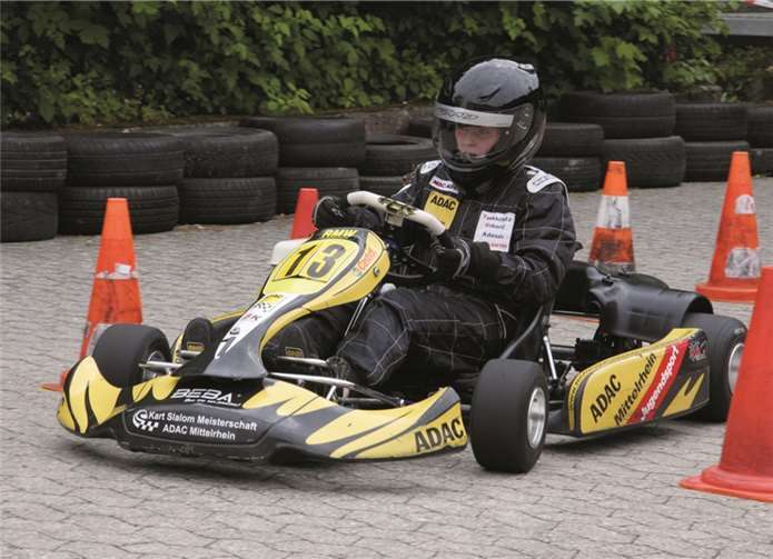 Julia Bartholomay wird beim Kart Slalom dabei sein.privat