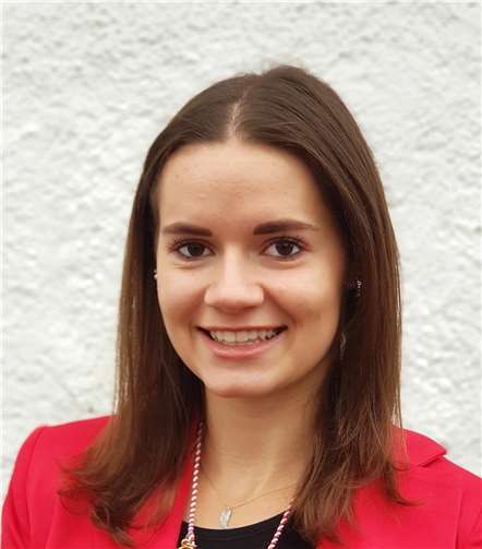 Julia Steinigans ist eine der bekanntesten Aktiven der Region im Tanzsport, die vor allem durch ihre akrobatischen Elemente ihr Publikum immer wieder begeistert.