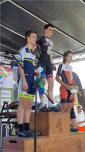 Julian Griebel bei der Siegerehrung in der er die Silbermedaille erhielt.. Quellen: SIG Koblenz