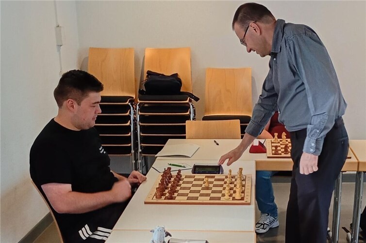 Julian Köhler (l.) und Michael Prusikin (r.) beim Simultanstart