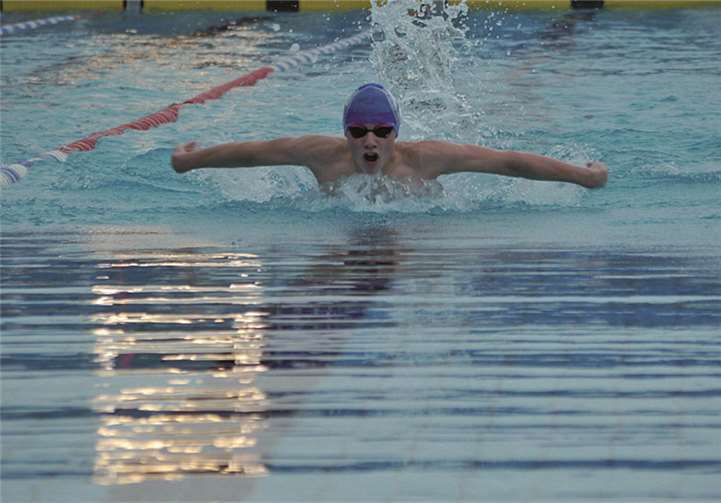 Julian Krämer auf der Schmetterlingsteilstrecke bei 200 Meter Lagen. privat