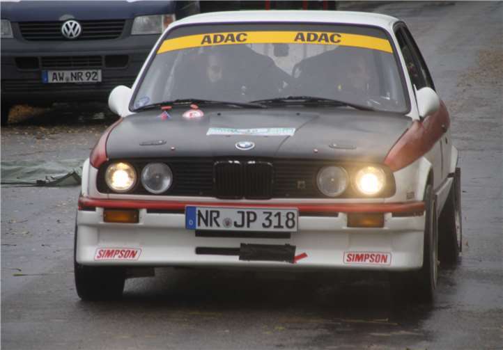 Julian Pinnen, Gesamtsieger von 2008, startete in diesem Jahr mit Tobias Spannuth in einem BMW E 30.