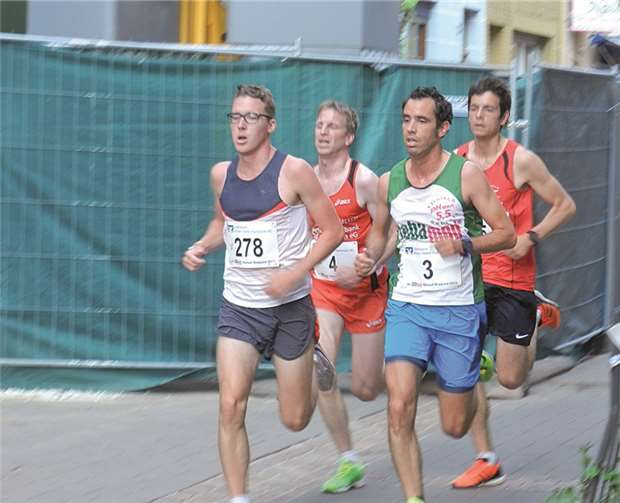 Julien Jeandrée (278) bestimmt das Tempo.privat