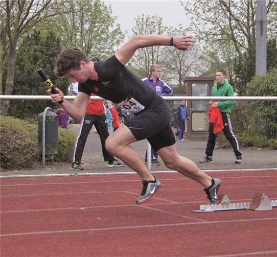 Julius Balke stellte bei der Rheinland-Meisterschaft über 100 und 200 Meter einen Vereinsrekord auf.privat