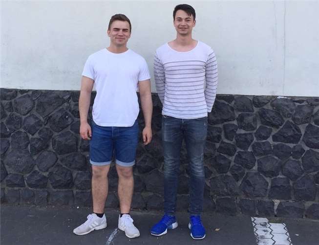 Julius und Junis leisten ihr Freiwilliges Soziales Jahr an der Grundschule am Sonnenberg in Unkel ab.privat