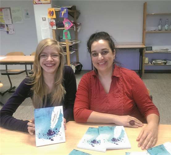 Jungautorin Esther Engel und die Vorsitzende des Literaturprojektes, Anuschka Weyand. privat