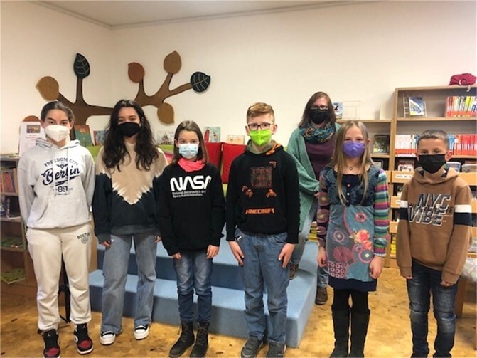 Junge Autorinnen und Autoren stellten ihre Texte bei der „Textprobe Junior“ von RHEINBACH LIEST vor.  Foto: privat