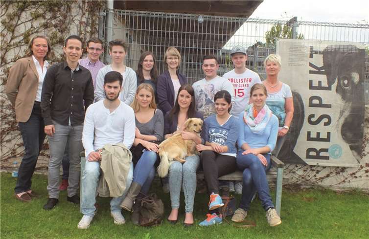 Jusos Mayen-Koblenz informierten sich im Tierheim Andernach.privat