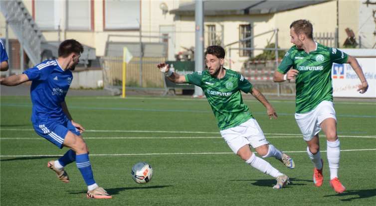 Justin Klein sorgte mit seinem trocken „Strich“ ins kurze Eck zum 2:0 für die Vorentscheidung gegen Mechtersheim.