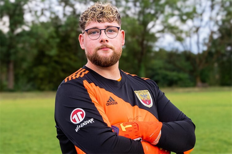 Justin Korbach im Sinziger Tor zeigte eine starke Leistung.