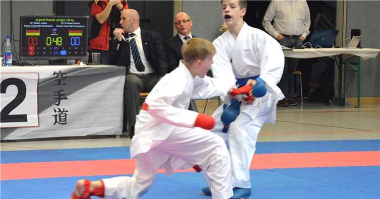 Justin Müller/Rot und Niclas Eckstein/Blau im Finale U16.privat