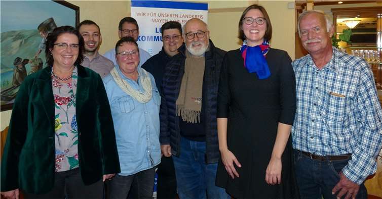 Jutta Arnold begrüßte als 1. Vorsitzende der FWG Dieblich Kathrin Laymann auf der Jahreshauptversammlung.Foto: privat