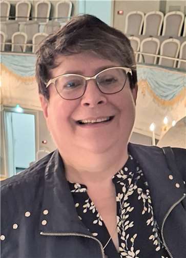 Jutta Hansen liest aus ihrem Buch „Lehitraot Nickenich“. Foto: privat