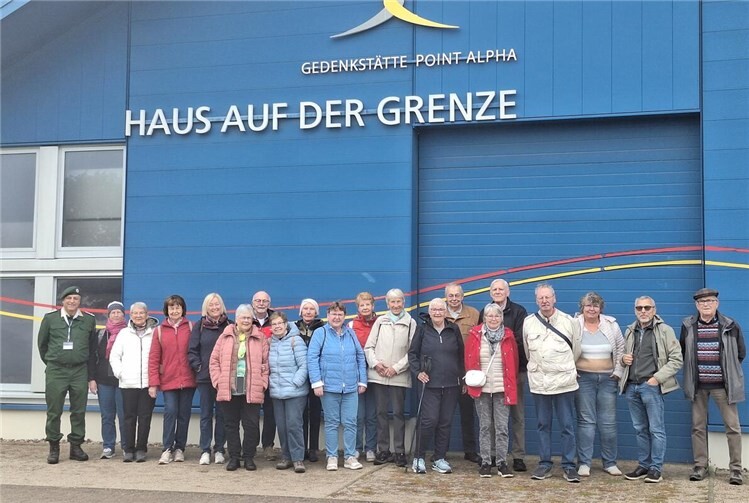 KERH Reisegruppe vor der Gedenkstätte Point Alpha.Foto:Franz Maurer