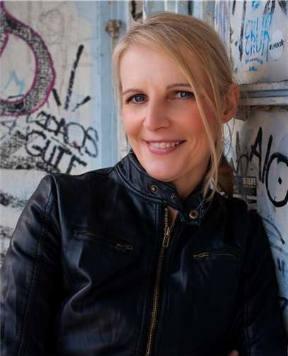 Kabarett-Lady Barbara Ruscher gastiert im Badhaus.Michael Schiffhorst