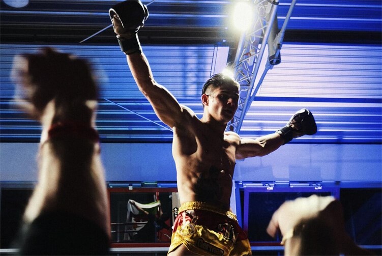 Kämpferische Höchstleistungen und Teamarbeit prägen die erste Fight Night.
