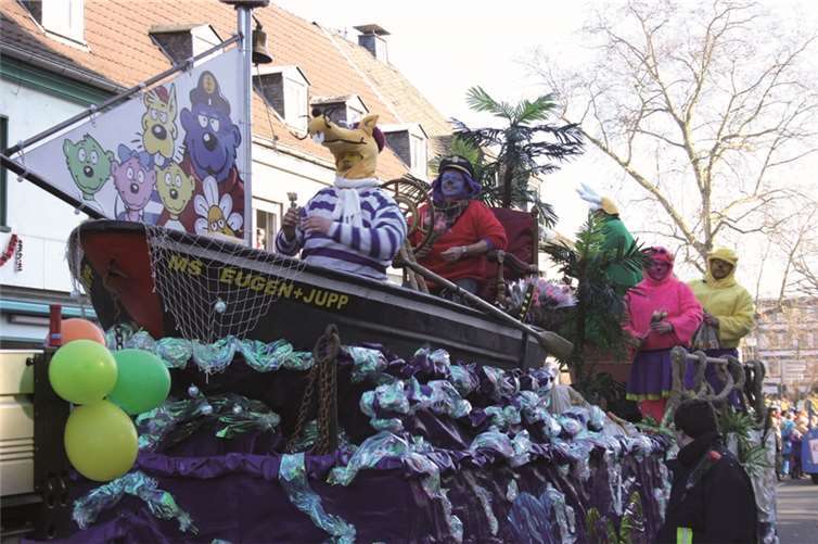 Käpt´n Blaubär manövrierte seine Fregatte durch Bad Breisig.Rü