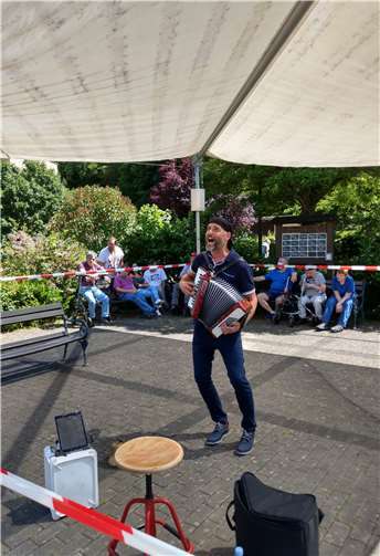 Käpt´n Holi sorgte für Stimmung. Foto: privat